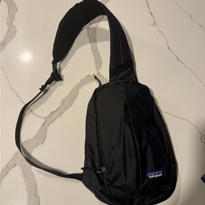 Patagonia ultralight Black hole Sling Bag